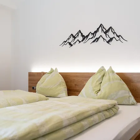 Apartment Walzer Kg