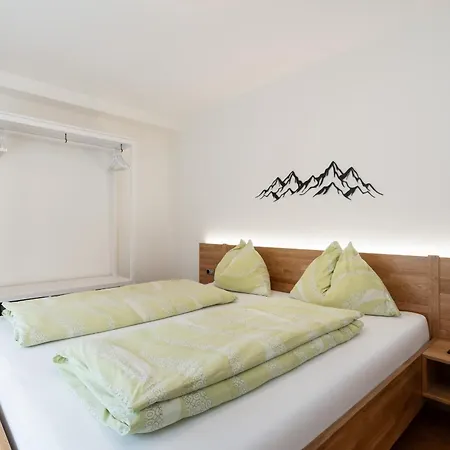 Apartment Walzer Kg